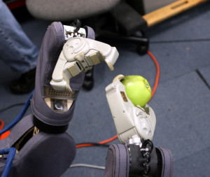 Robot-apple-Erik-Charlton-Flickr
